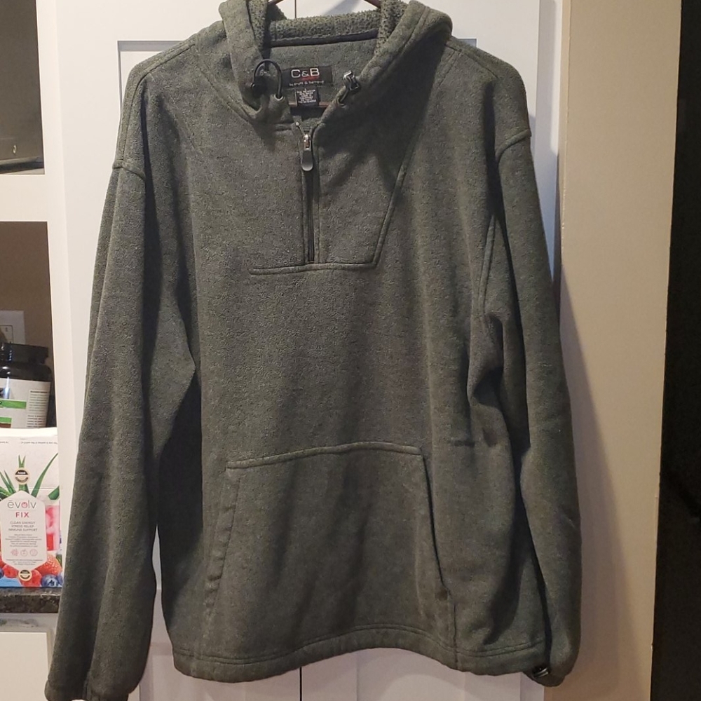 C&B Sport pullover